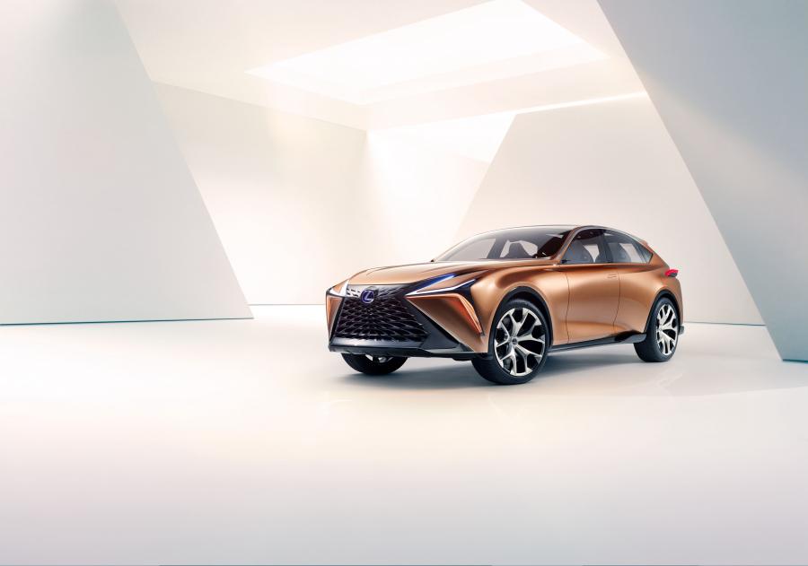  Lexus LF-1 Limitless 2018 года  (фото 14 из 72)